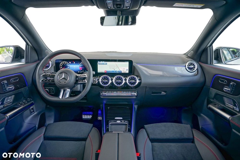 Mercedes-Benz GLA - 6