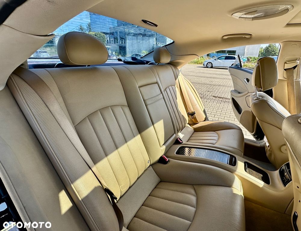 Mercedes-Benz CLS 500 - 11