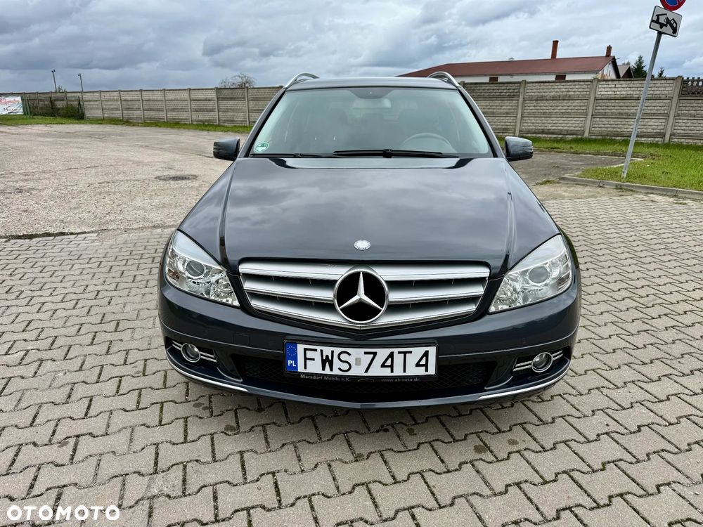 Mercedes-Benz Klasa C 250 CGI T Automatik BlueEFFICIENCY Avantgarde - 10