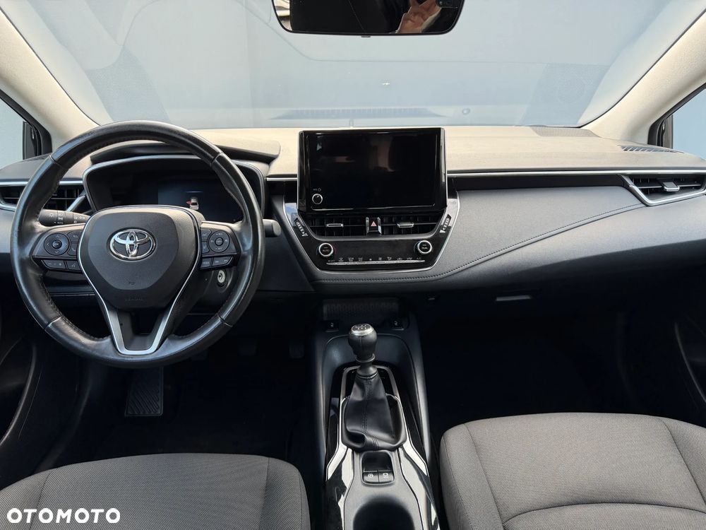 Toyota Corolla 1.5 Comfort - 28