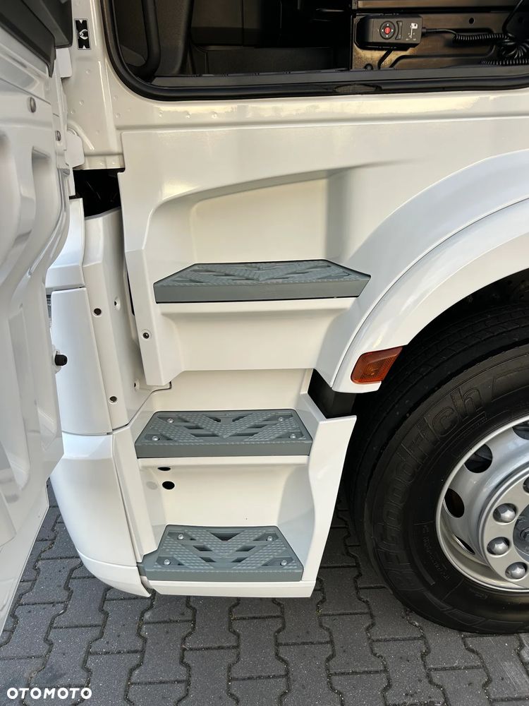 Mercedes-Benz ACTROS 450 STANDARD - 21