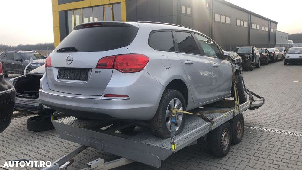Dezmembram Opel Astra J 1.6 TDI an fabr 2016 - 1