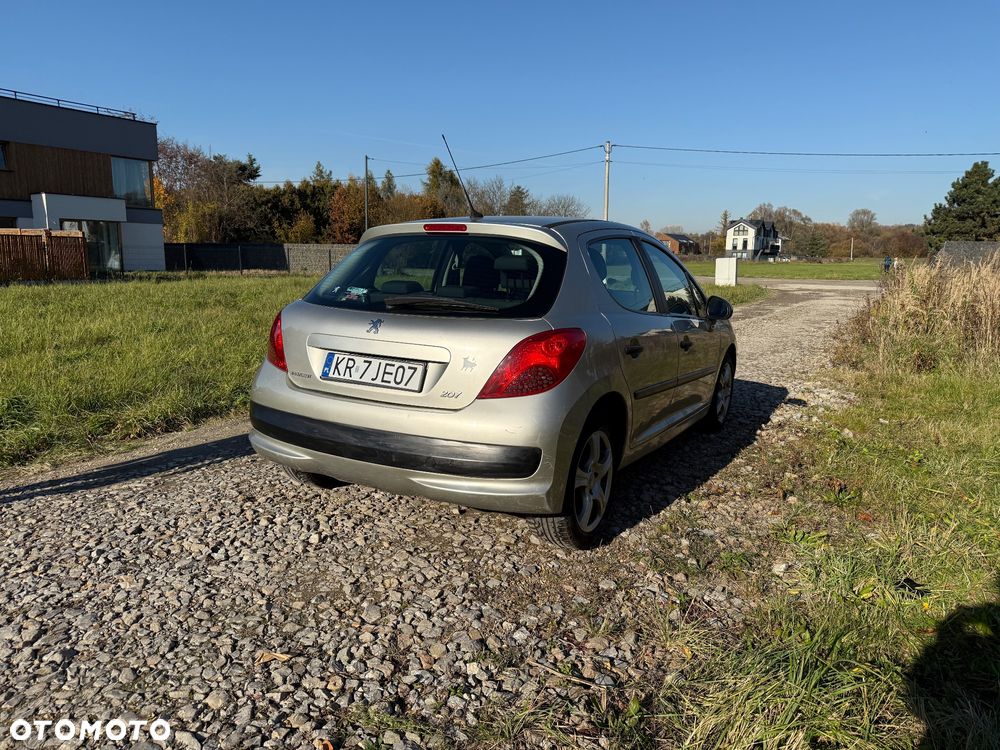 Peugeot 207 1.4 Trendy - 4