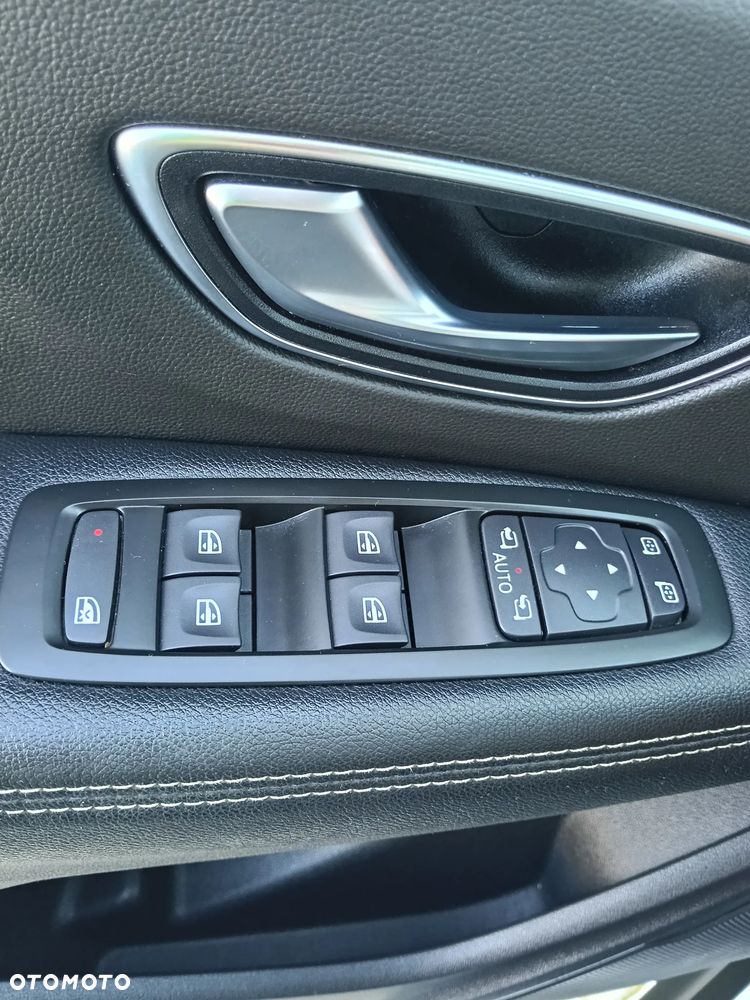 Renault Scenic - 19