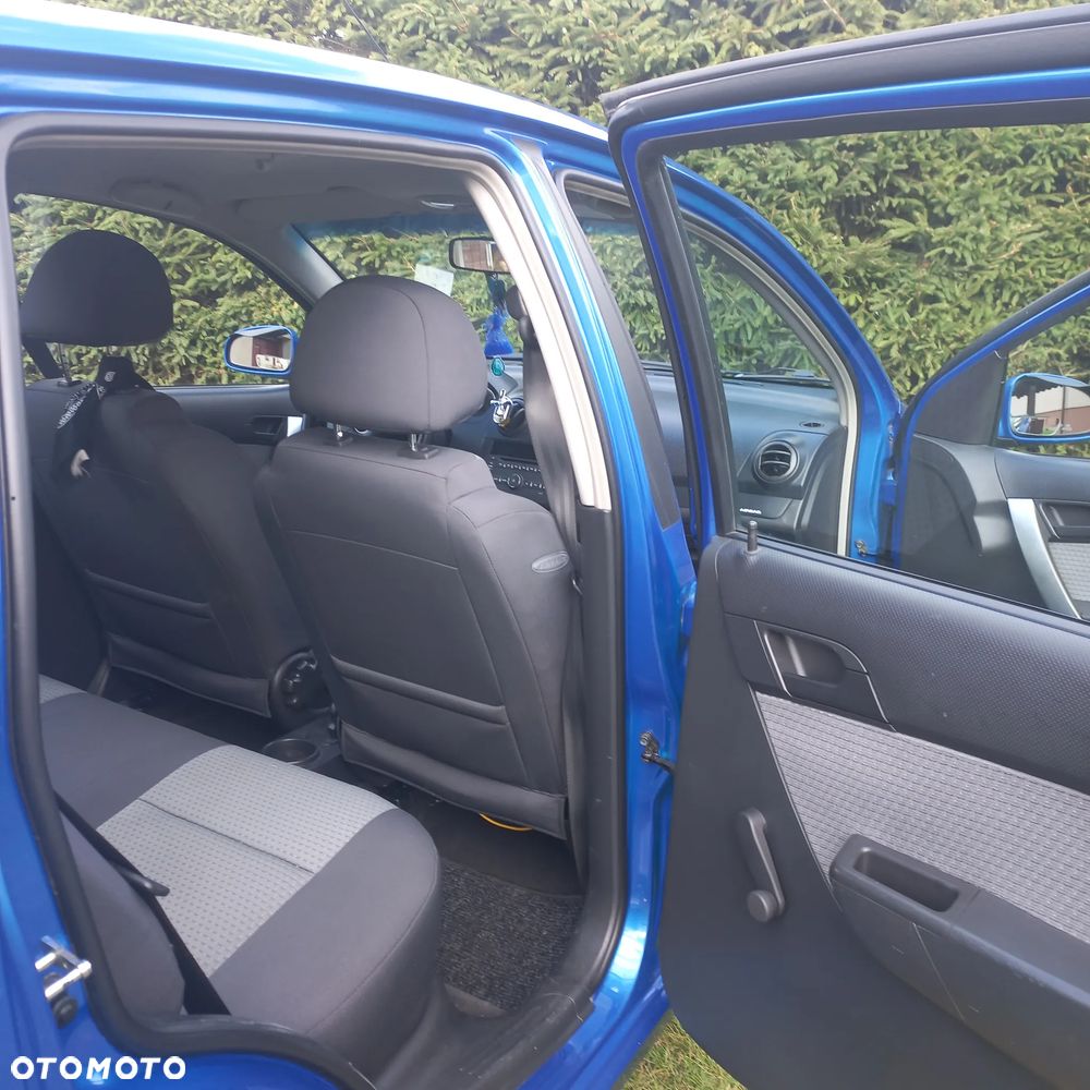 Chevrolet Aveo - 32