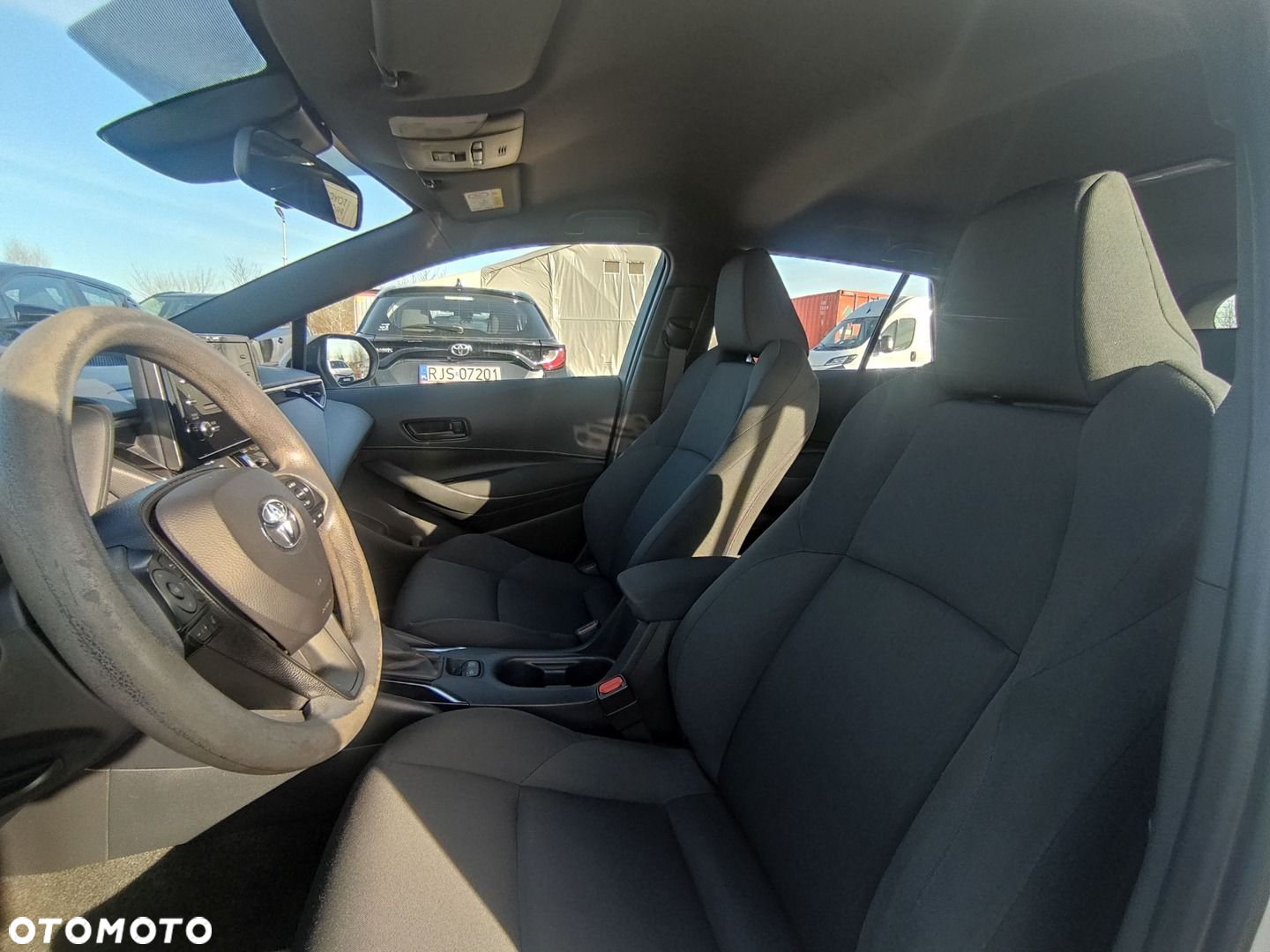 Toyota Corolla - 11