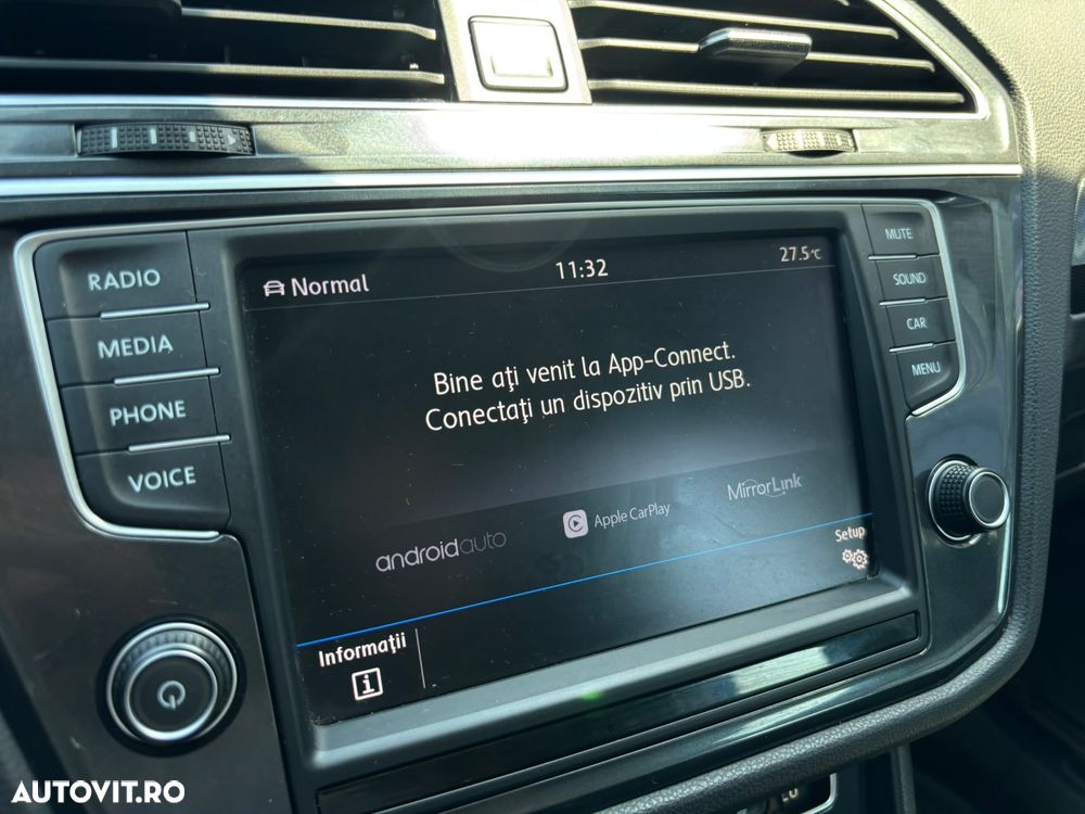 Volkswagen Tiguan - 22