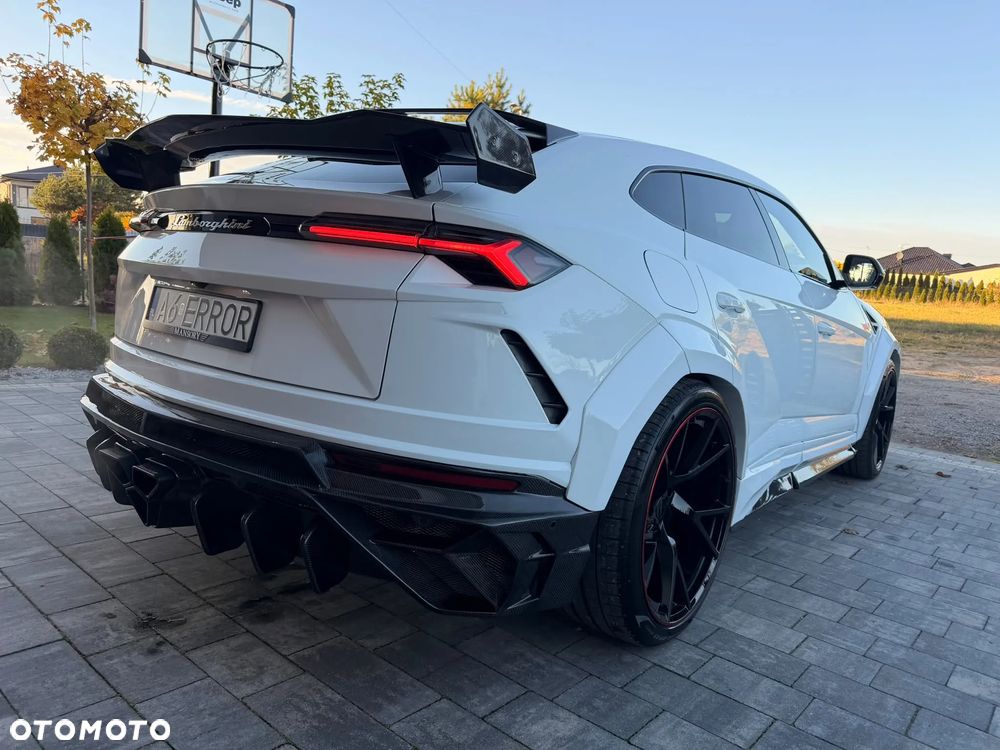 Lamborghini Urus Standard - 13