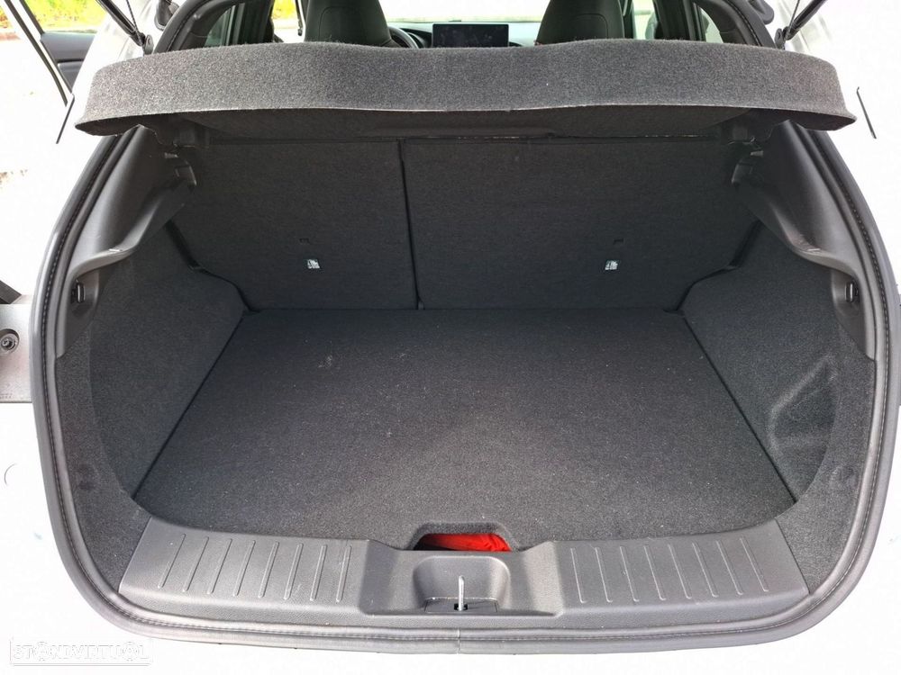 Nissan Juke 1.6 Hybrid N-Connecta Two Tone - 29