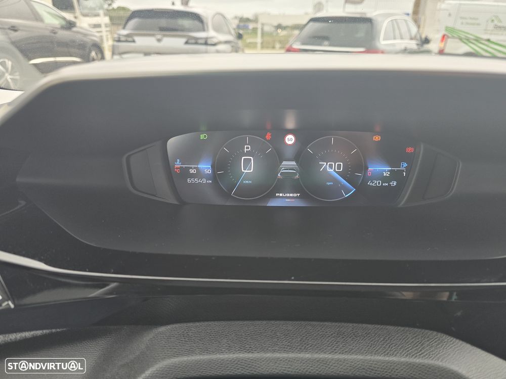 Peugeot 308 PureTech 130 EAT8 Allure - 32