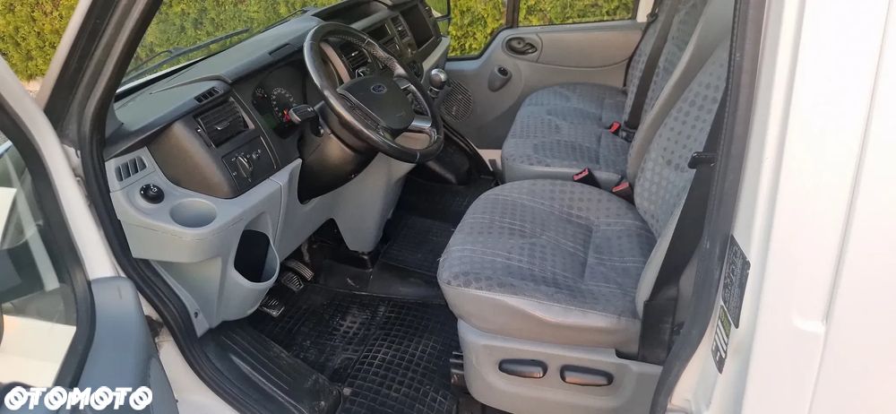 Ford Transit - 3