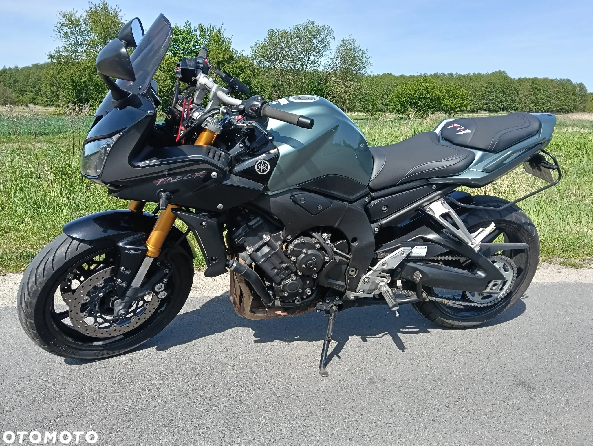 Yamaha FZ - 2