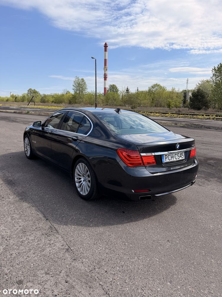 BMW Seria 7 - 4