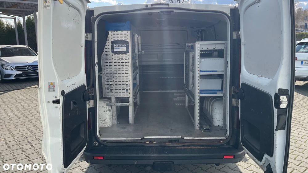 Renault Trafic - 14