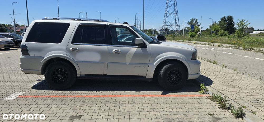 Lincoln Navigator - 8