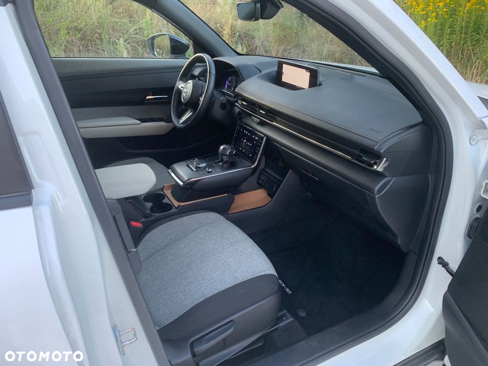 Mazda MX-30 e-SKYACTIV - 23