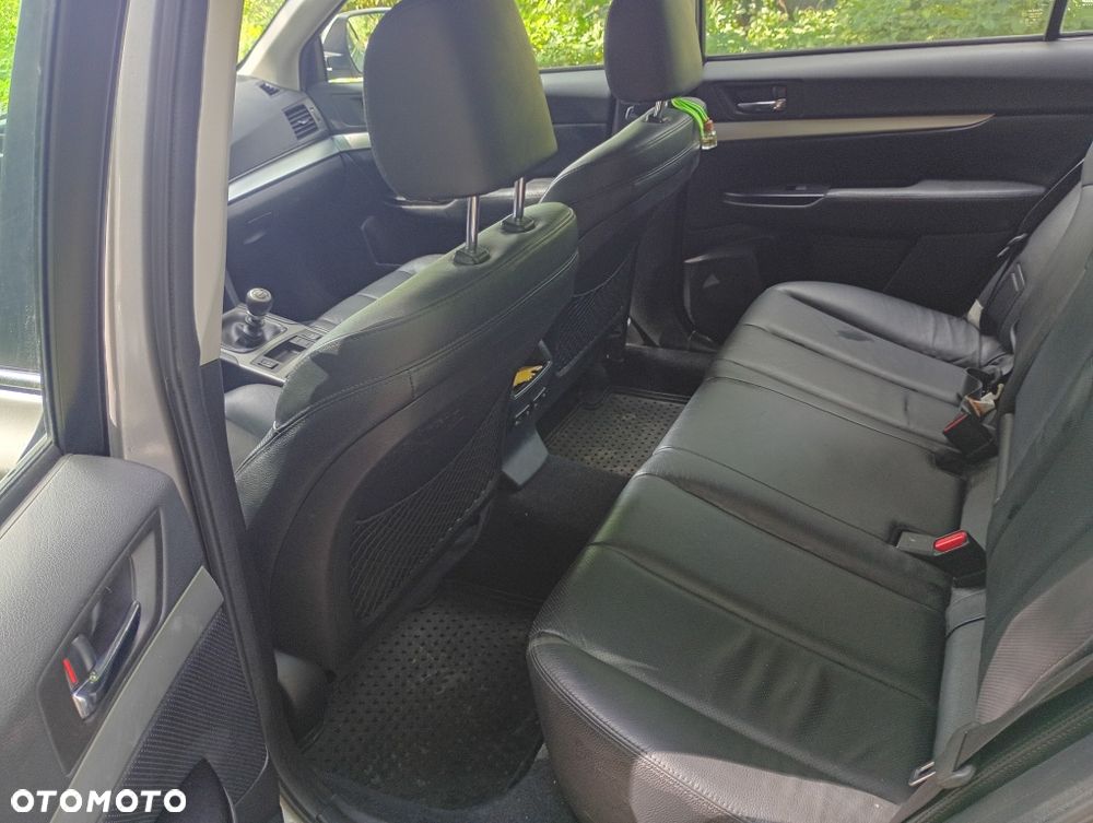 Subaru Outback - 8