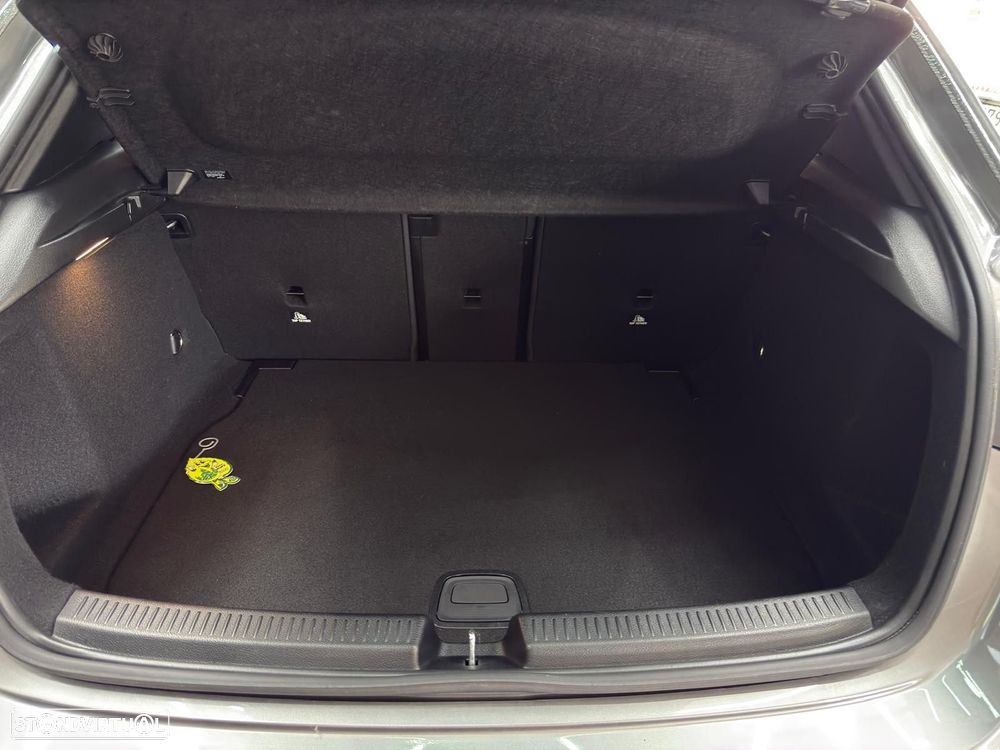Mercedes-Benz A 200 AMG Line Aut. - 13