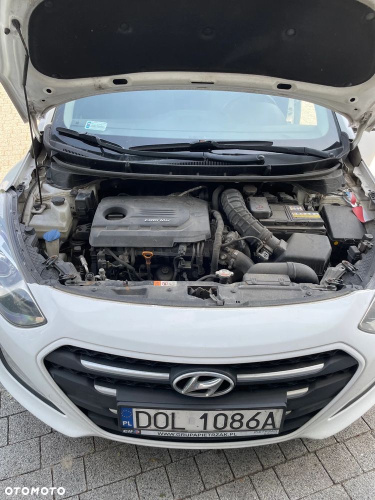 Hyundai i30 1.4 CRDi Classic + - 20