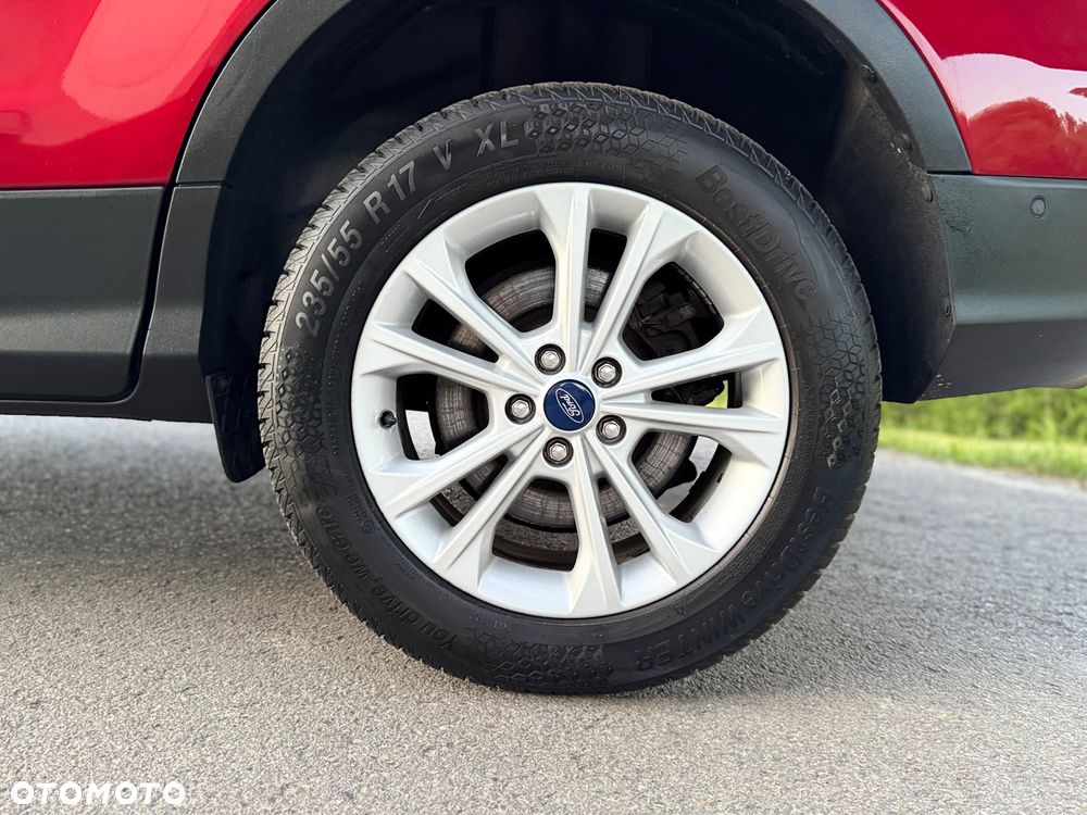 Ford Kuga 2.0 TDCi 2x4 Titanium - 38