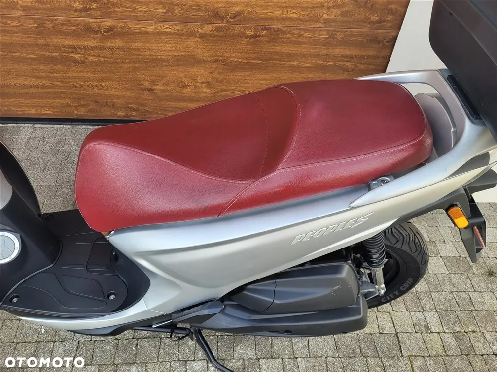 Kymco People - 14