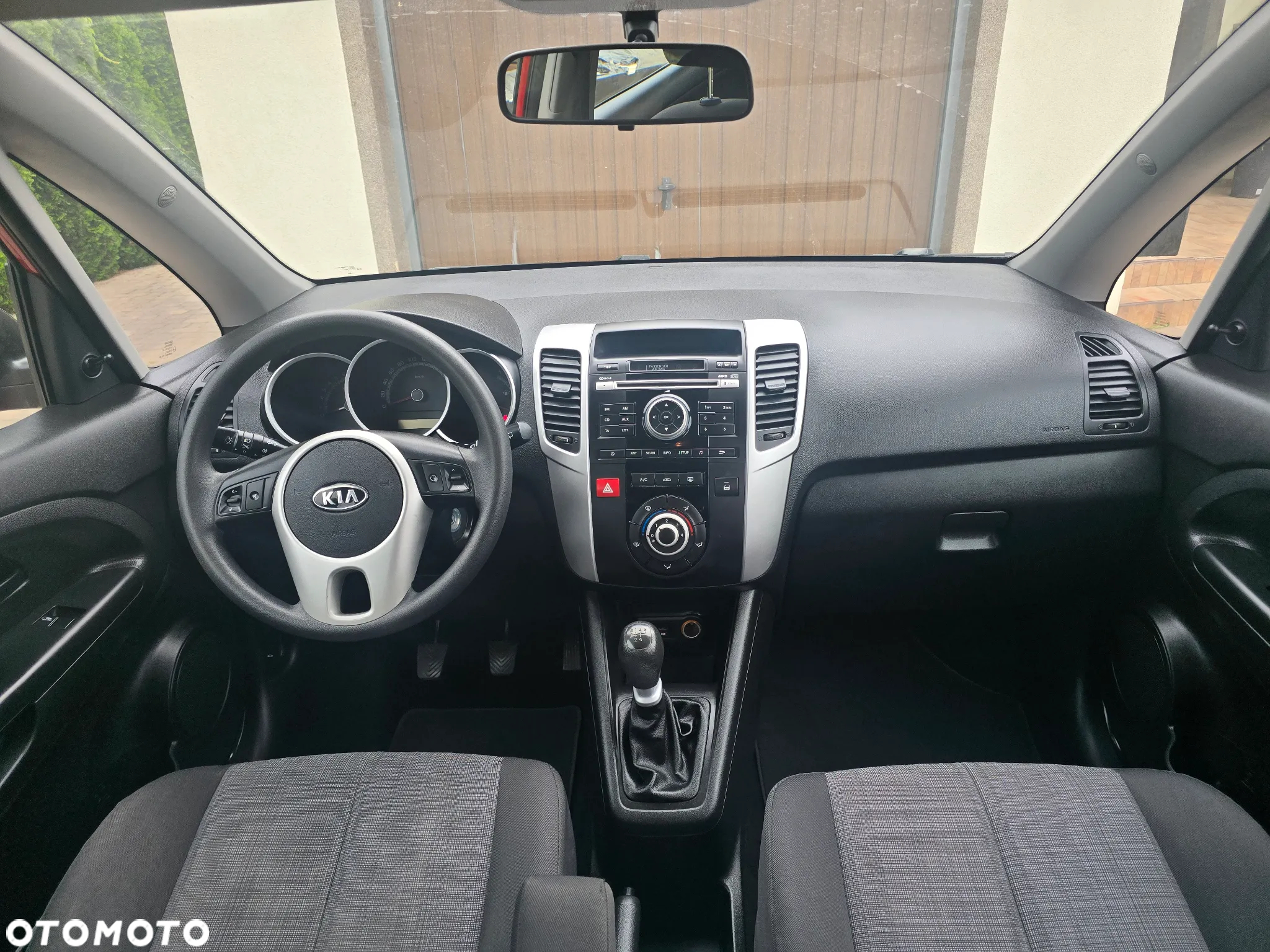 Kia Venga 1.4 CVVT Vision - 5