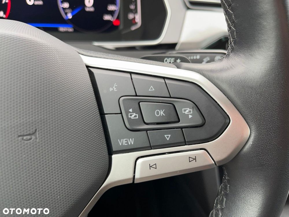 Volkswagen Passat - 19