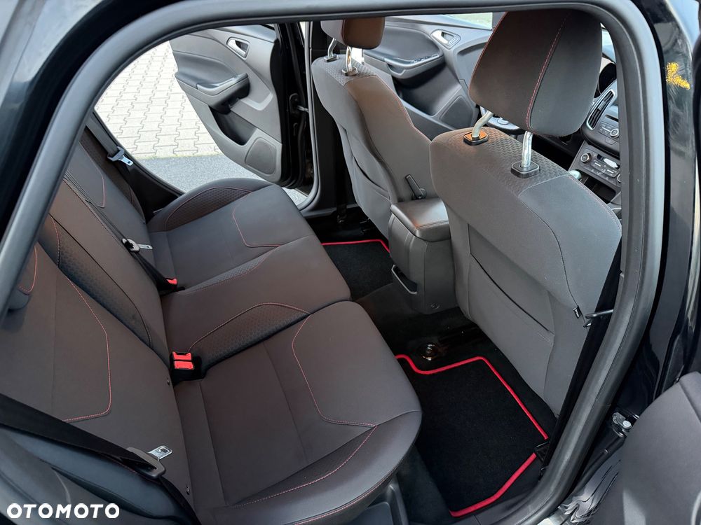 Ford Focus 1.0 EcoBoost ST-Line ASS - 17