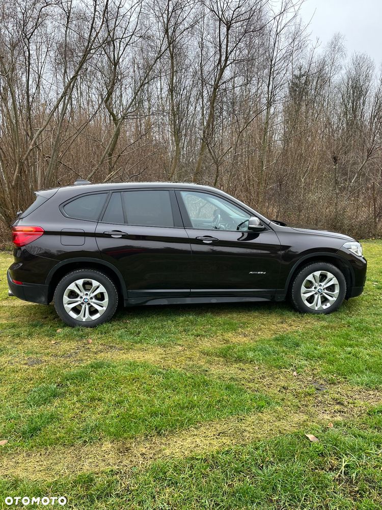 BMW X1 xDrive25d xLine - 5