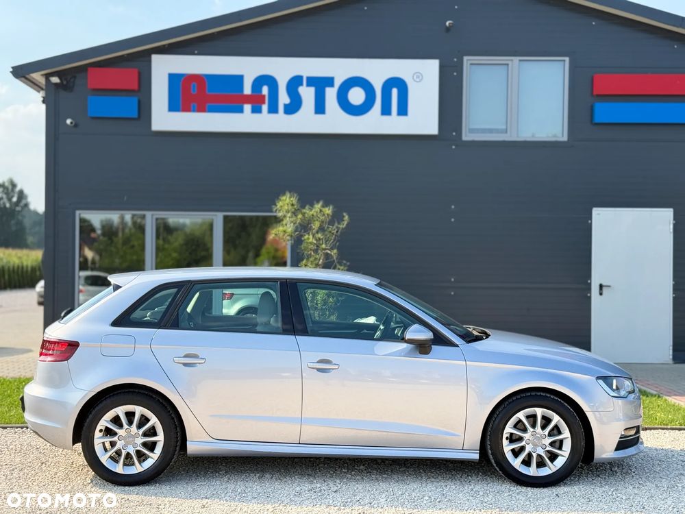 Audi A3 Sportback 1.6 TDI clean diesel Ambiente - 5