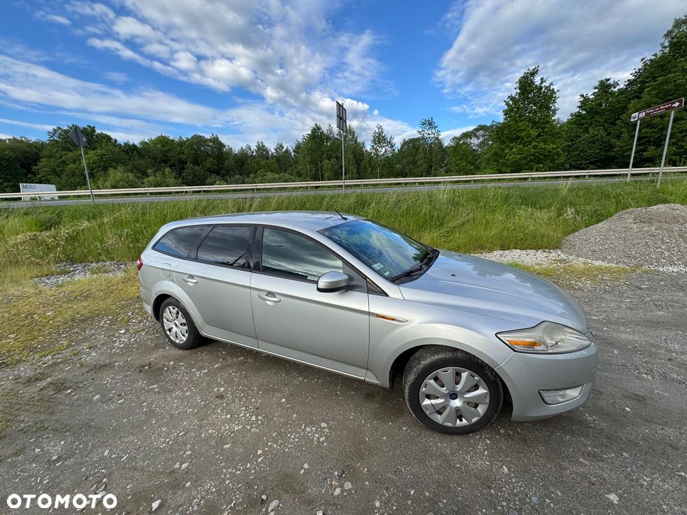 Ford Mondeo 2.0 TDCi Ambiente - 2
