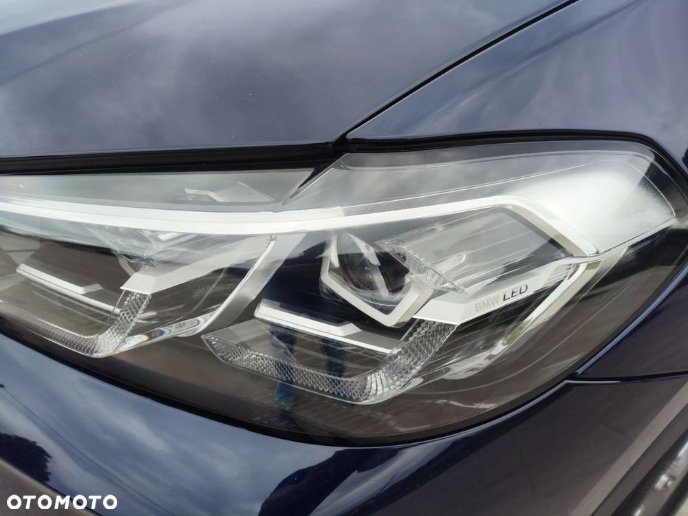 BMW X3 xDrive30i Luxury Line - 16