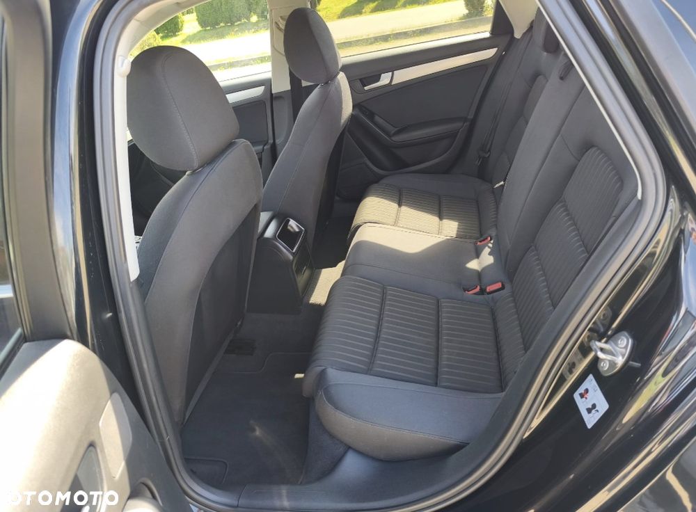 Audi A4 Avant 2.0 TDI DPF quattro - 8