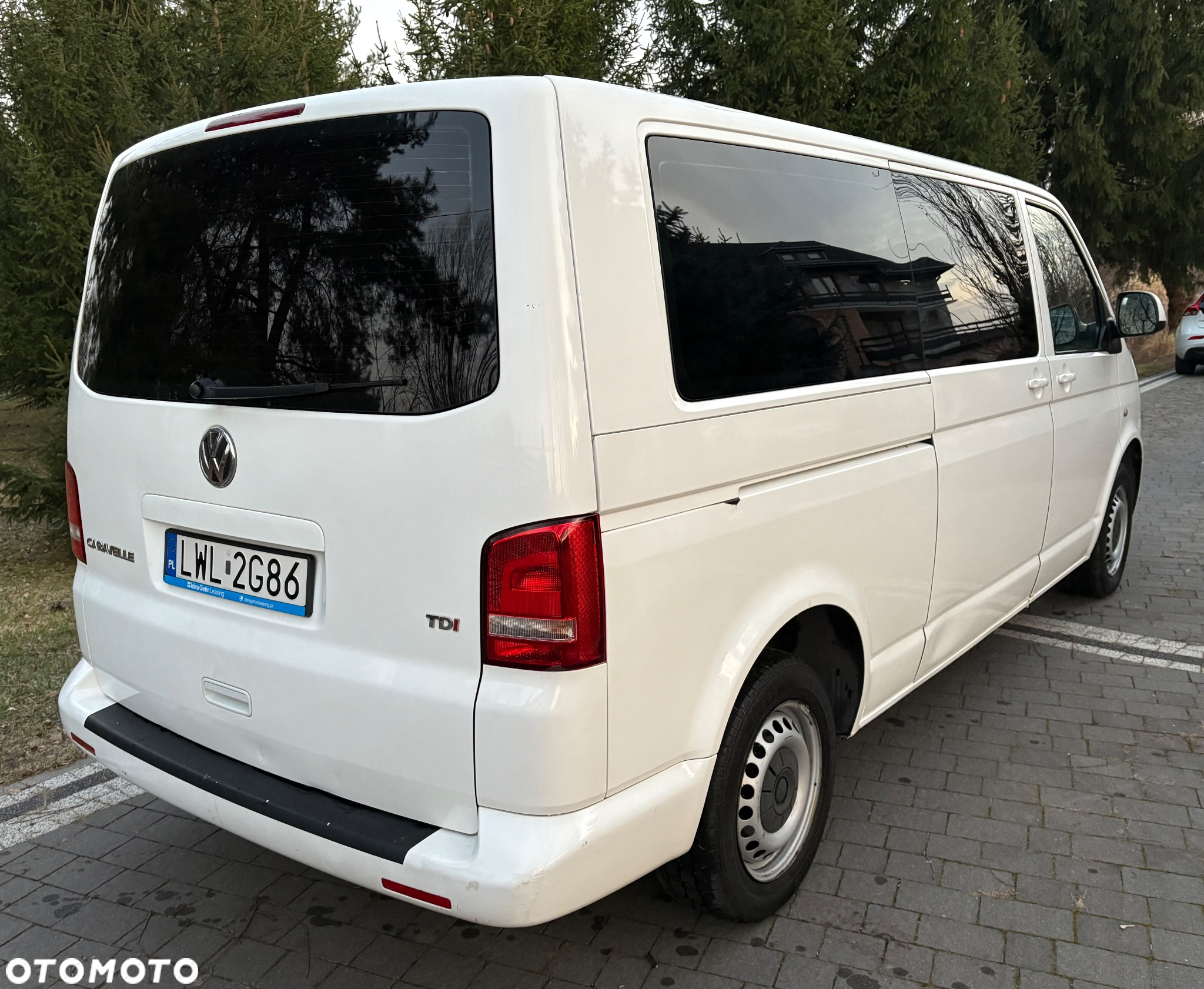 Volkswagen Caravelle - 5