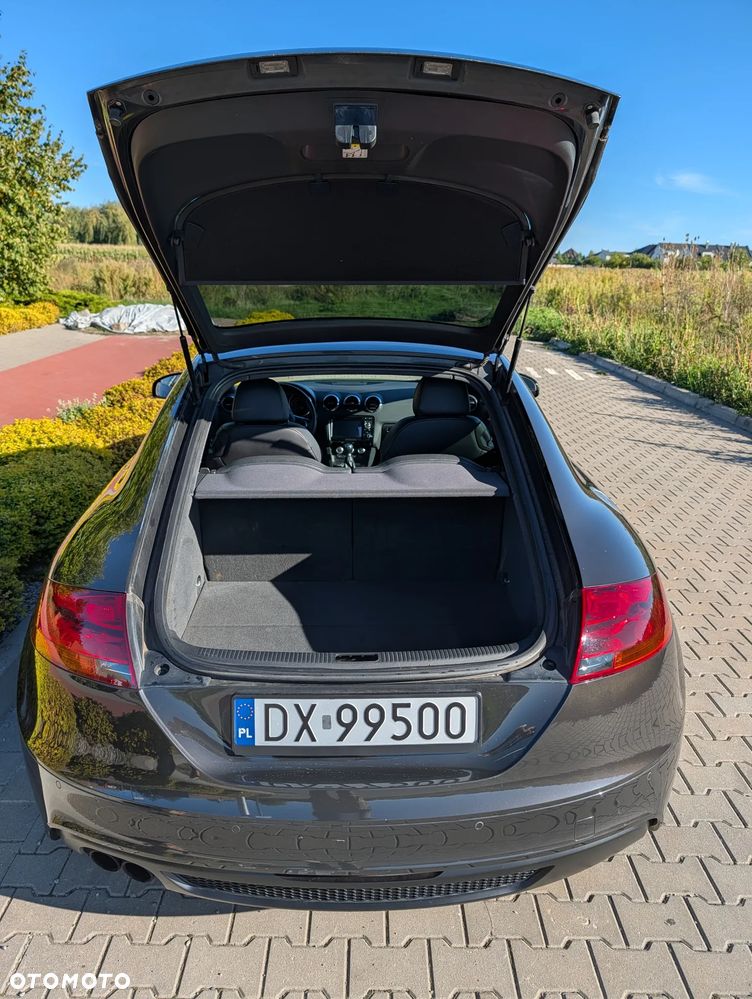 Audi TT Coupé - 16
