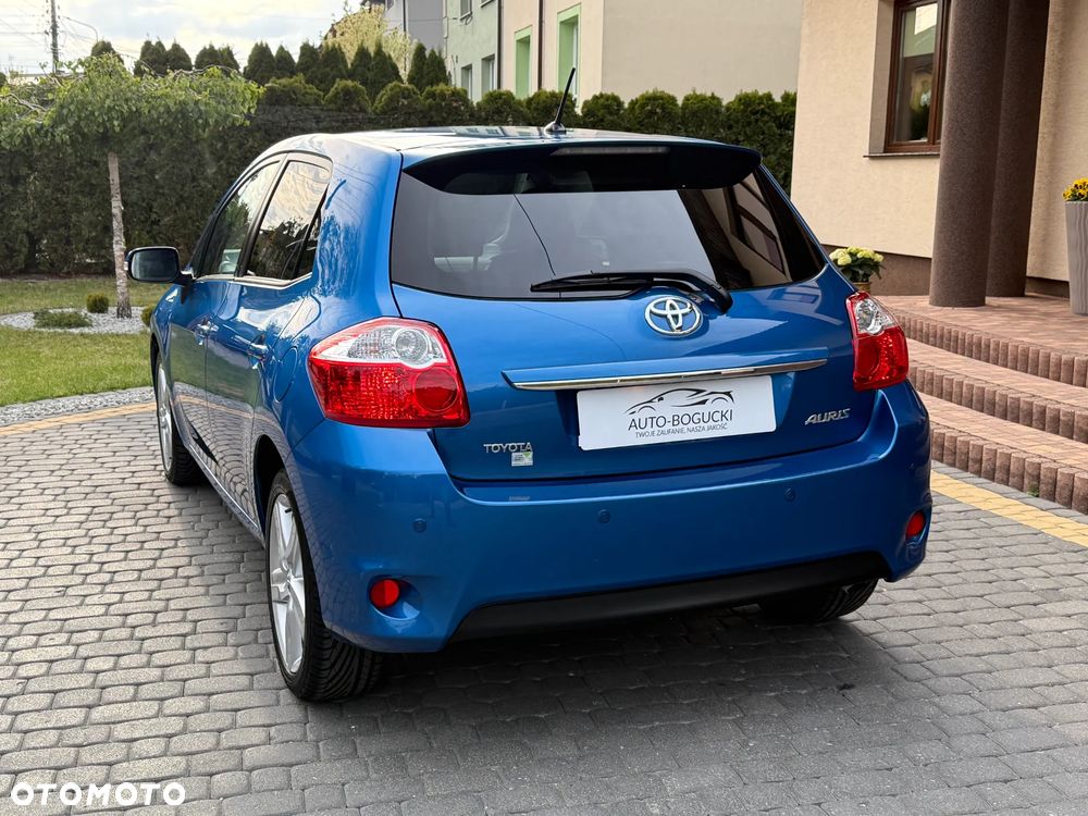 Toyota Auris 1.6 Dynamic - 11