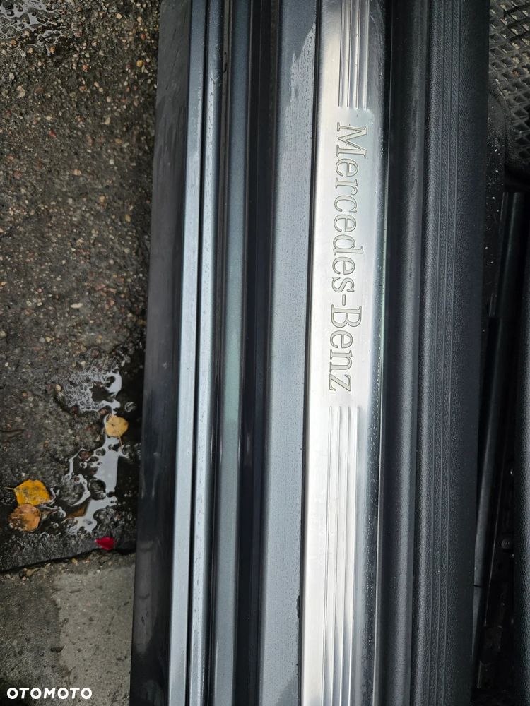 Mercedes-Benz Klasa E 400 4Matic Coupe 9G-TRONIC AMG Line - 24