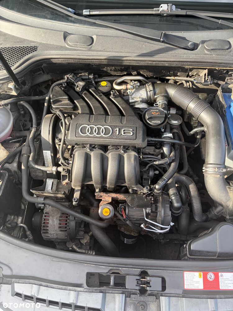 Audi A3 3-drzwiowe 1.6 Ambiente - 11