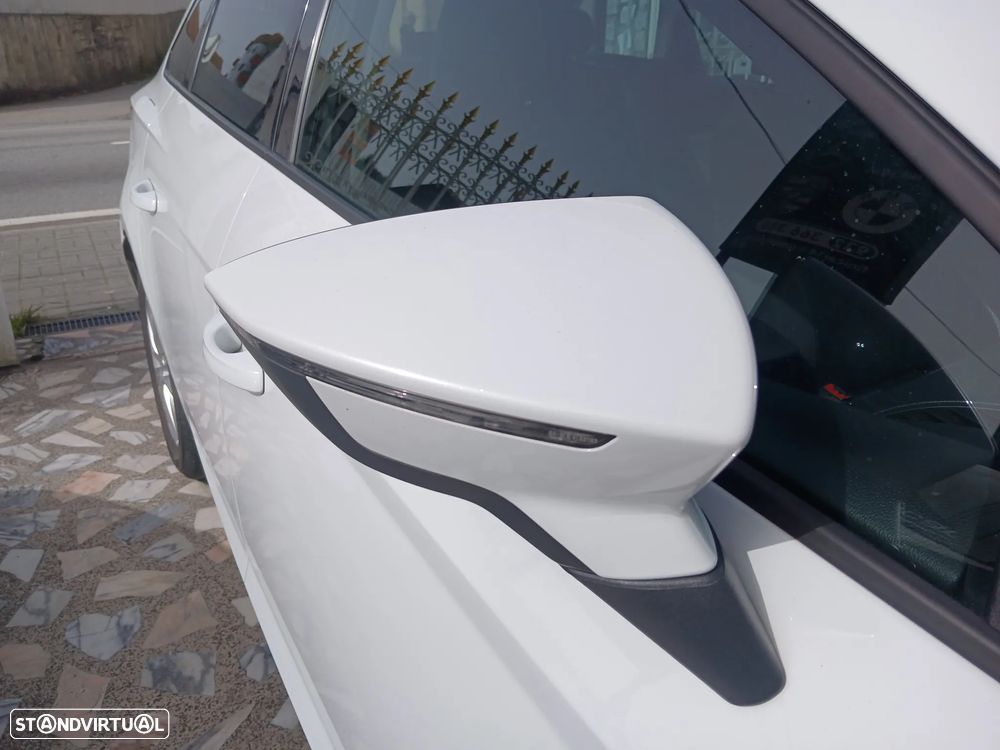 SEAT Leon ST 1.6 TDI Xcellence S/S - 13