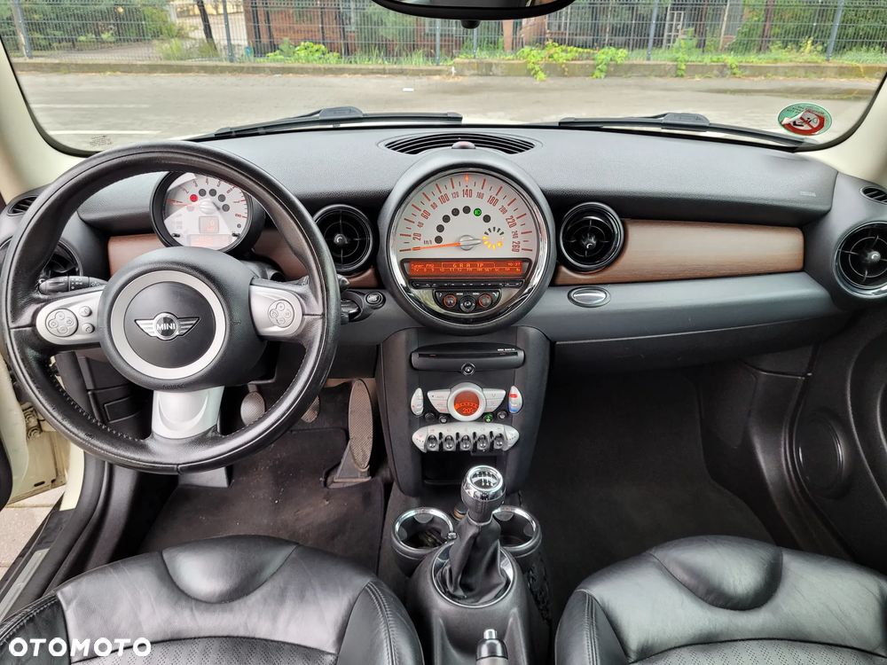 MINI ONE - 10