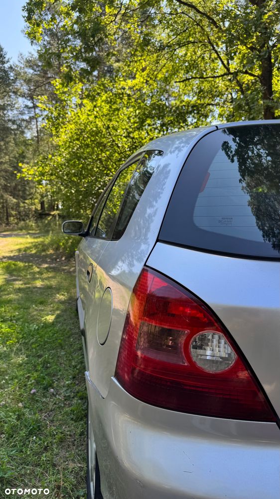 Honda Civic 1.7 CTDI ES - 11