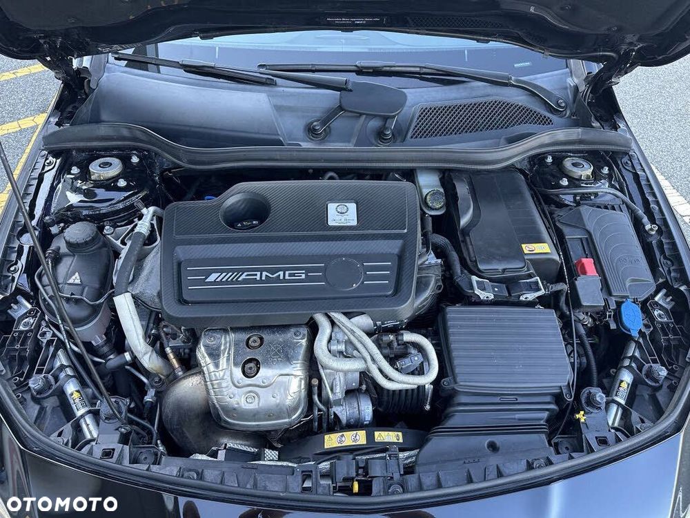 Mercedes-Benz CLA 45 AMG 4Matic 7G-DCT - 40