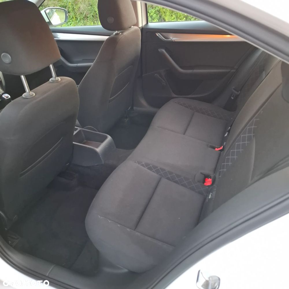 Skoda Octavia 1.0 TSI GPF Active - 3