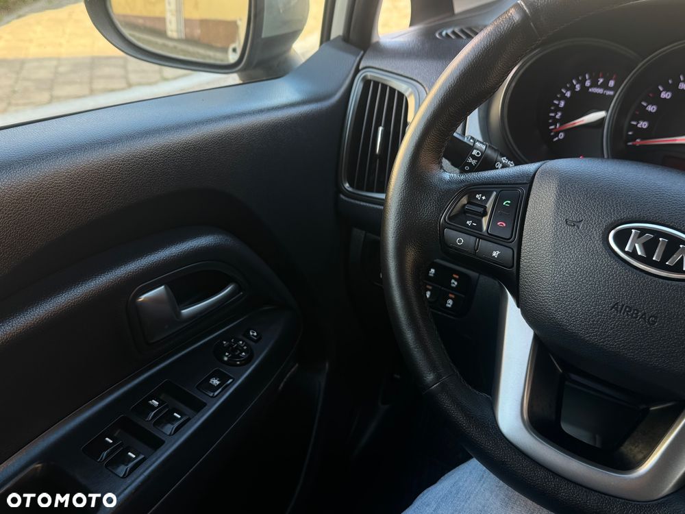 Kia Rio 1.4 Platinum Edition - 33