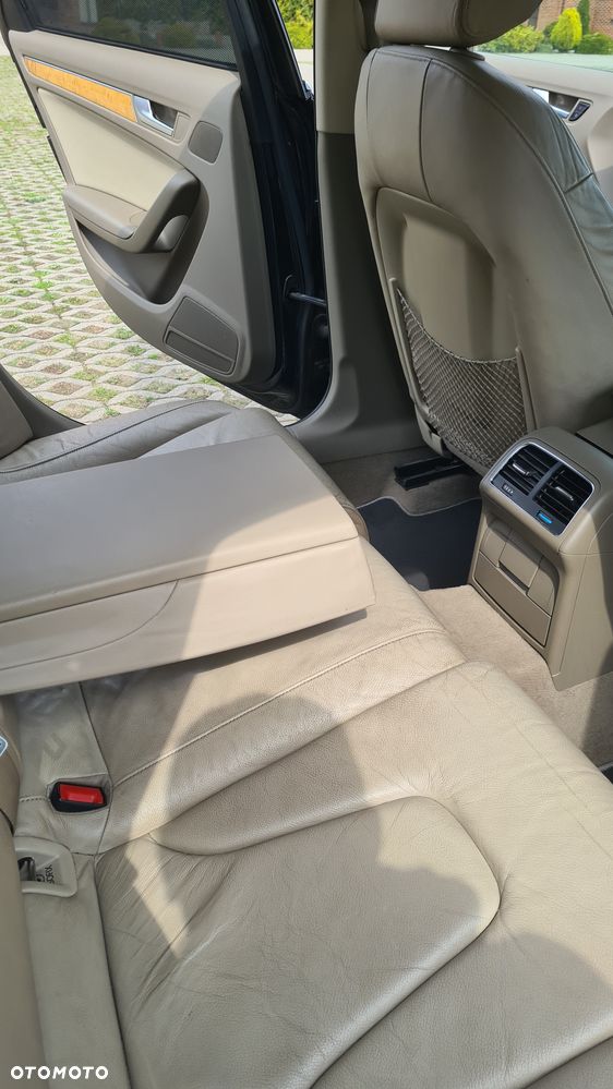 Audi A4 Limousine 2.0 TDI - 12