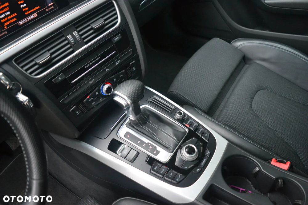 Audi A4 Avant - 19