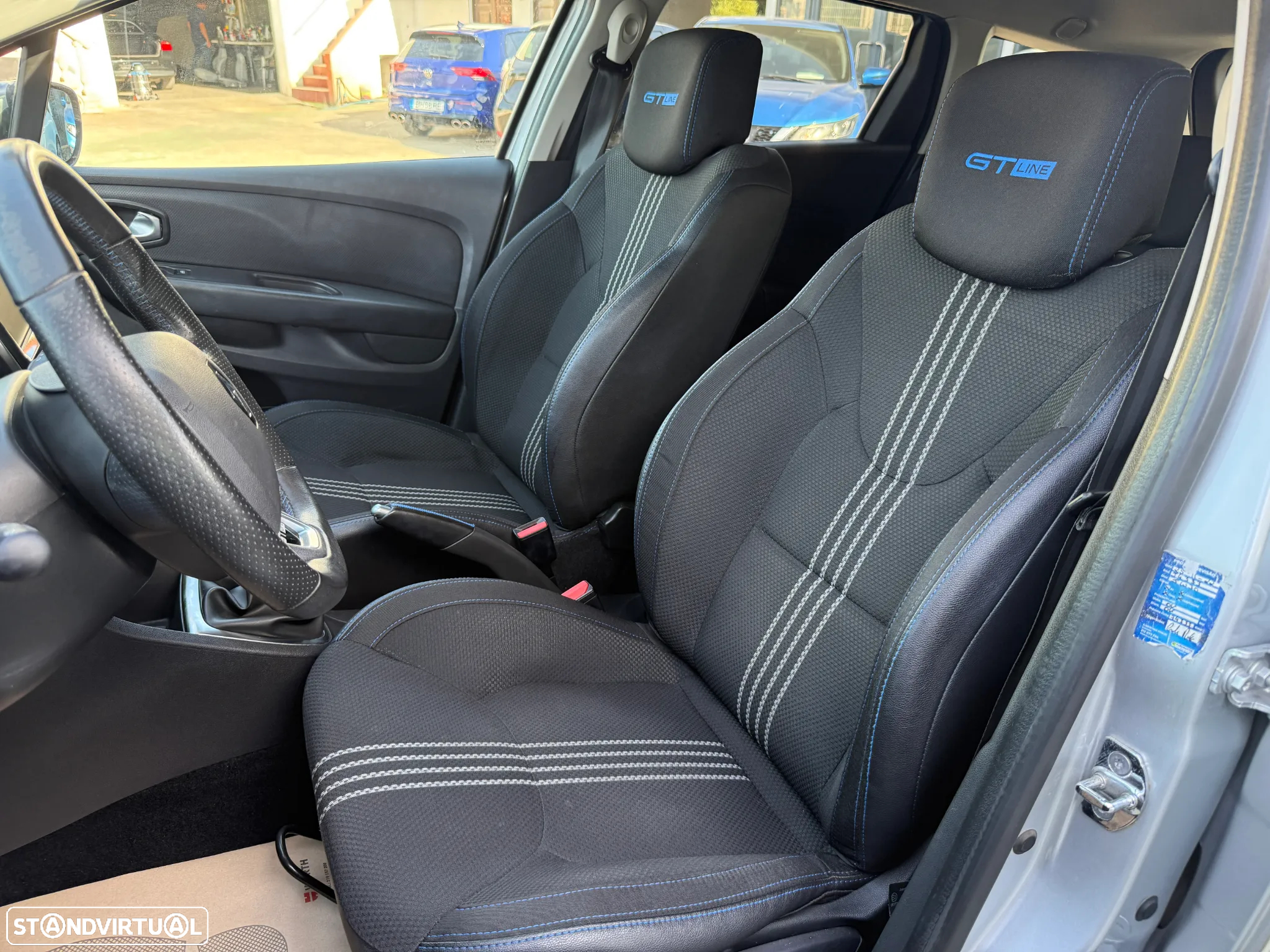 Renault Clio Sport Tourer 1.5 dCi GT Line - 14