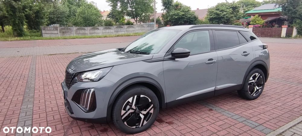Peugeot 2008 PureTech 130 Allure S&S EAT8 - 11