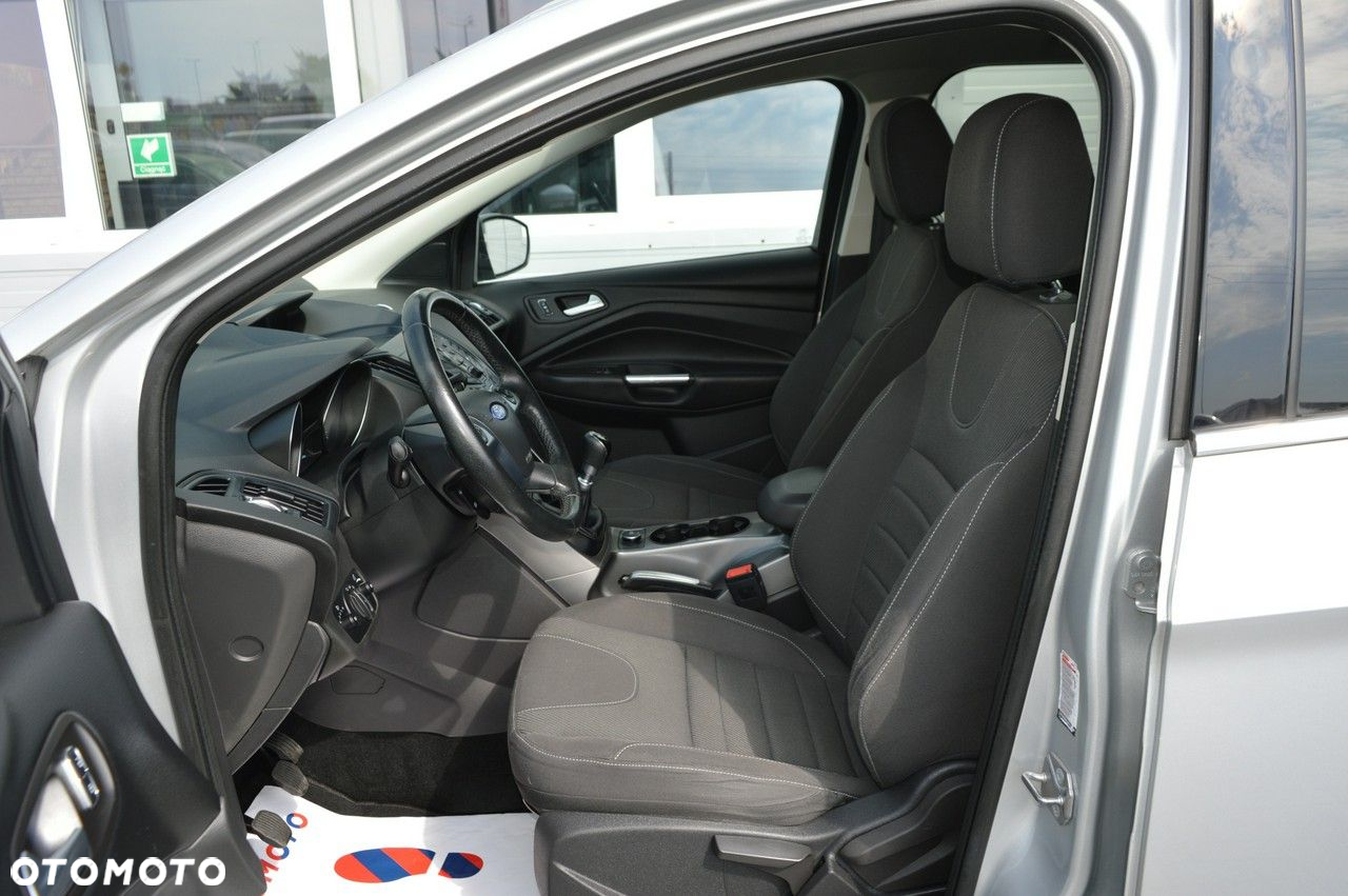 Ford Kuga - 16