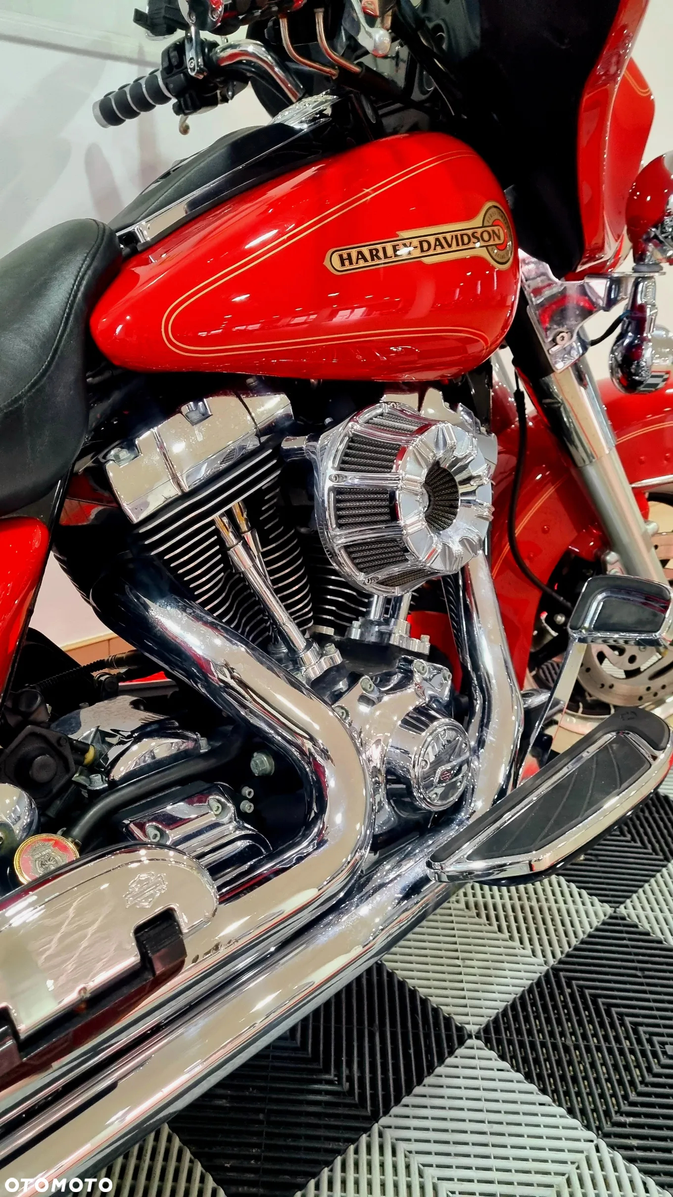 Harley-Davidson FLHTCU Ultra - 21